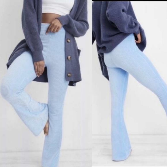 Aerie Corduroy Velour Flare Legging Pants medium Extra Long Light Blue M - Picture 1 of 8